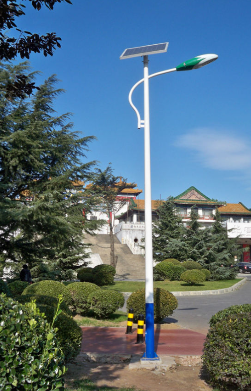 道路太陽能路燈你知道怎么選擇瓦數(shù)嗎？